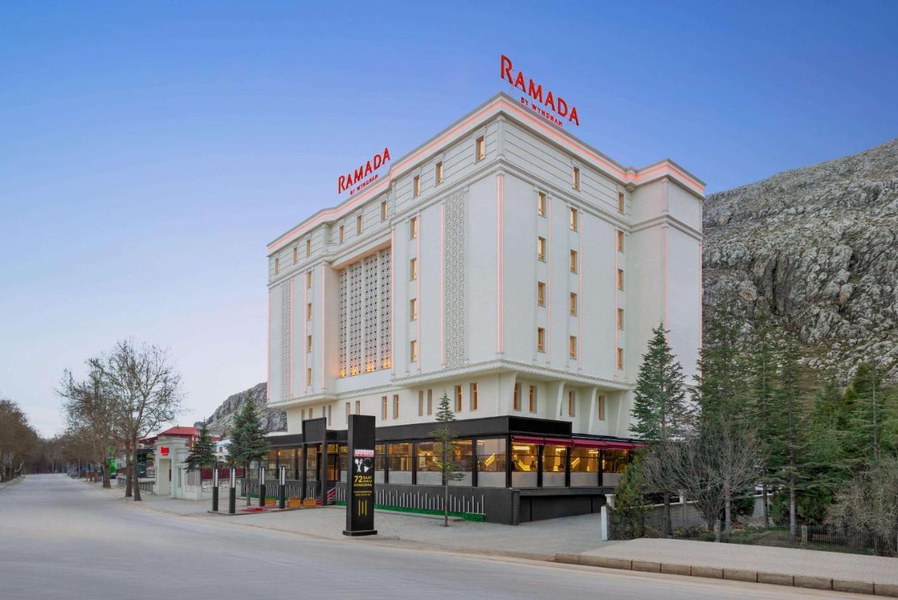 Ramada By Wyndham Elbistan Hotel Eksteriør billede