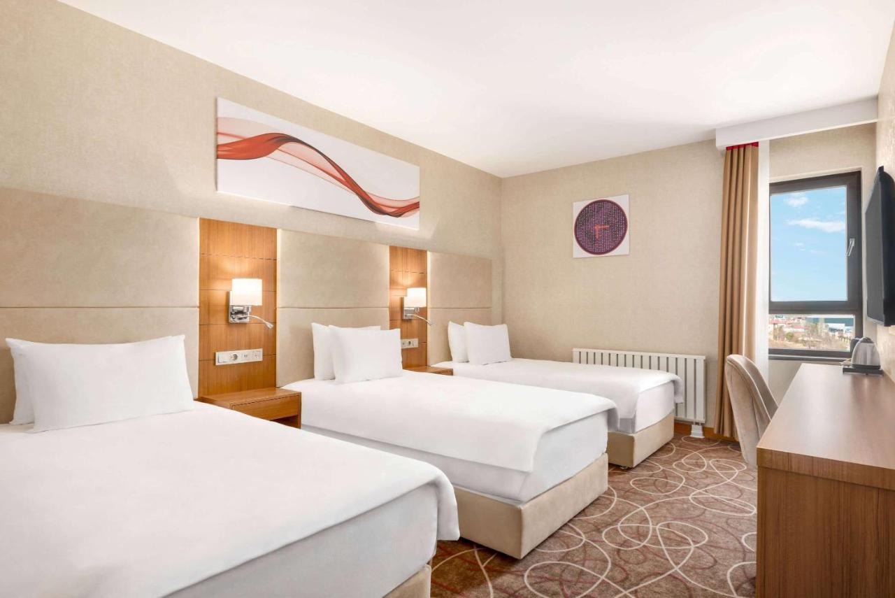 Ramada By Wyndham Elbistan Hotel Eksteriør billede